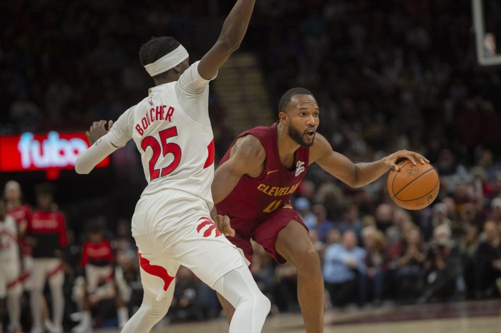 组赛首战中 组赛首战中